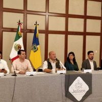 La del transporte es tarifa 'social”, no 'técnica”: Alfaro