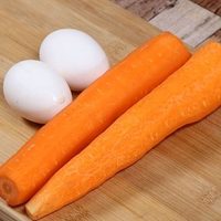 Con 2 huevos y 2 zanahorias: prepará esta receta que te resolverá el almuerzo o cena en pocos minutos