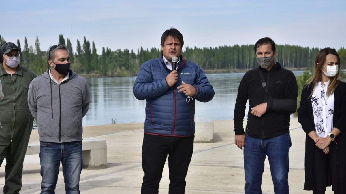 Mariano Gaido inauguró el Paseo Costero Limay Oeste. Fuente: (Twitter)