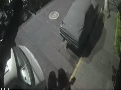 Sujeto lanza un ladrillo y golpea a mujeres que se besaban en Coyoacán (Video)