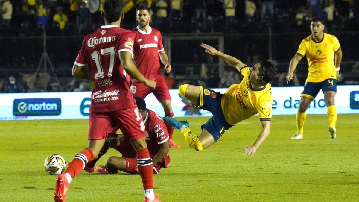 El partido América vs Toluca en el estadio Ciudad de los Deportes