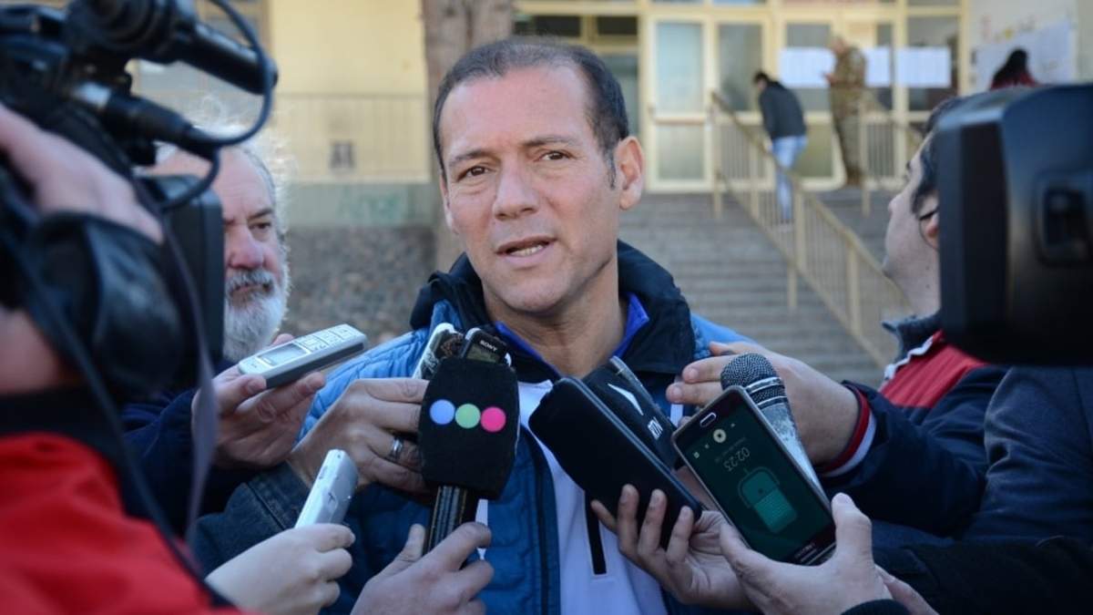 Omar Gutiérrez, gobernador de la provincia de Neuquén. Fuente: (Twitter)
