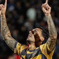 Paredes, un jugador clave en el triunfo de Boca contra la Lepra