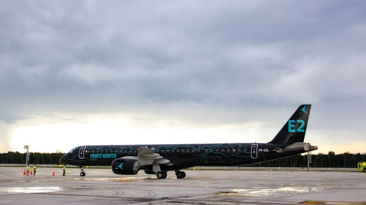 Avión E195 E2 de Mexicana de Aviación