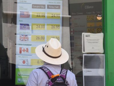 El rechazo a Constellation Brands añade presión al peso
