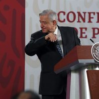López Obrador arma equipo para litigar en materia fiscal