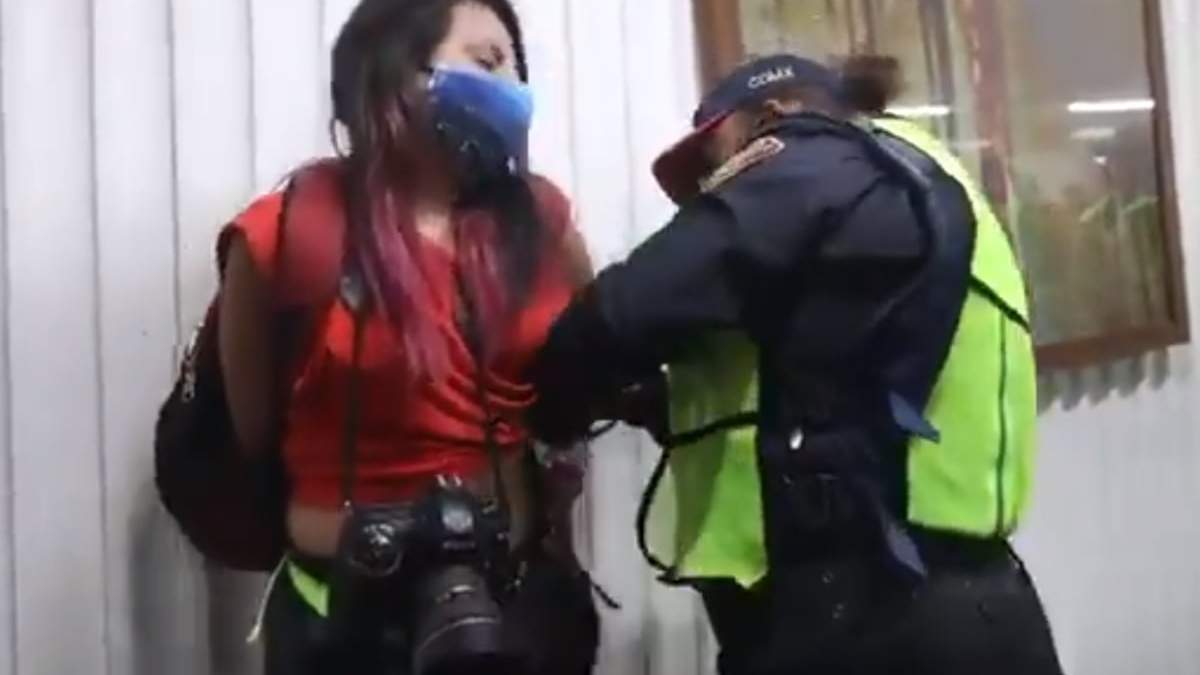 Las fotoperiodistas fueron agredidas en la estación del Metro Hidalgo