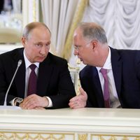Rusia busca un nuevo acuerdo con los principales productores de petróleo del mundo