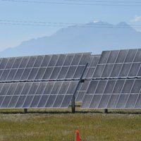 La Cofece multa con 977 mil a fotovoltaicas por no notificar su asociación