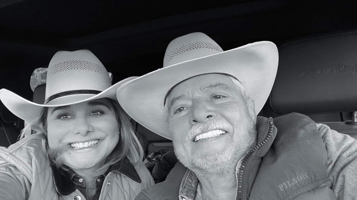La gobernadora de Chihuahua y su esposo Víctor Cruz Russek