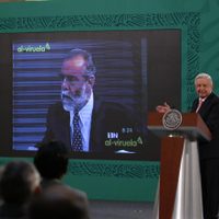 Con video de debate del 2000, AMLO responde a críticas de Fernández de Cevallos