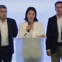 Fujimori y López Aliaga lideran el conteo de votos de la elección presidencial en Perú