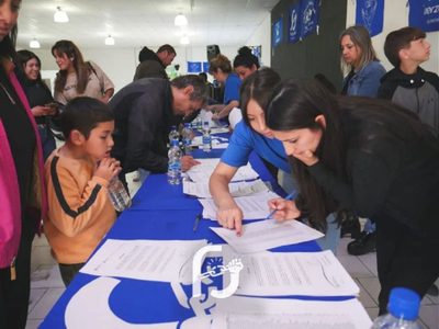 Cooperativa Fuerza Joven entregó tenencia de lotes con servicios en la meseta de Neuquén