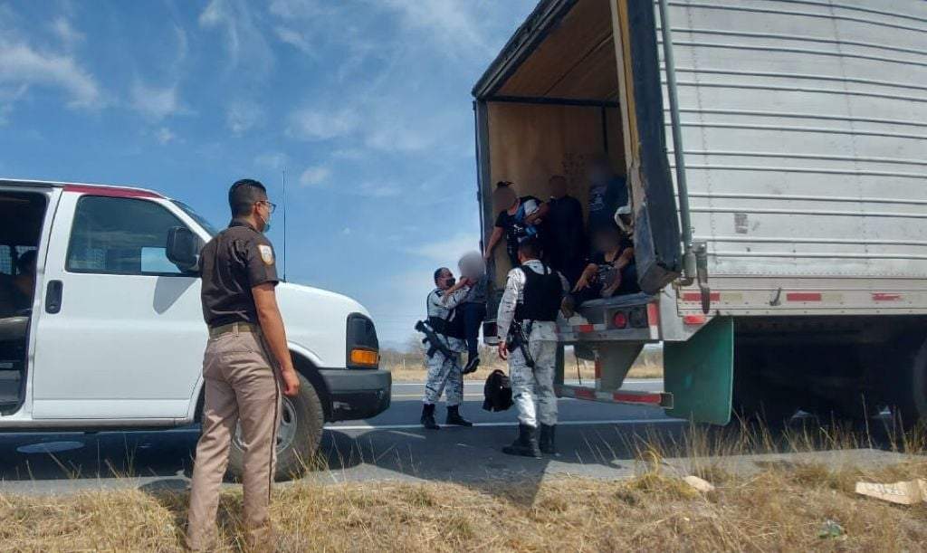 Migrantes detenidos en México