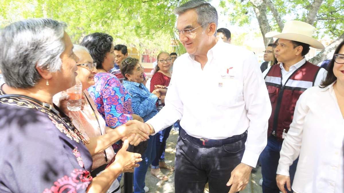 Américo pone en marcha internet satelital para escuelas de zonas rurales
