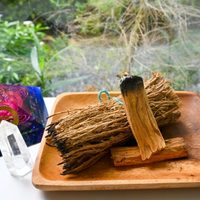 Con solo una cosa: el poderoso ritual para limpiar la entrada de tu casa y atraer la abundancia