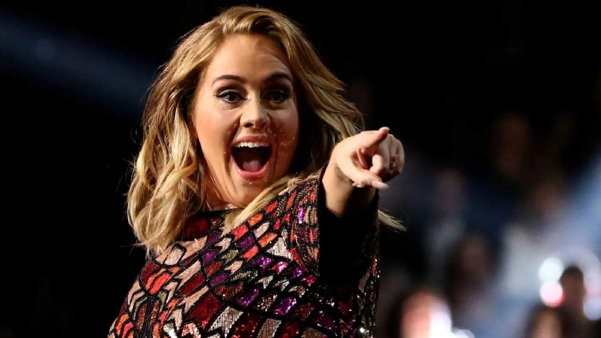 Adele. Fuente: (Twitter)