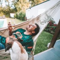 Naturaleza y estilo: las plantas que tiene Fede Bal en el jardín de su lujosa casa