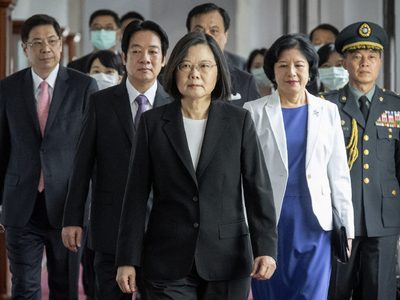 La presidenta de Taiwán renunció como lider del partido tras las elecciones