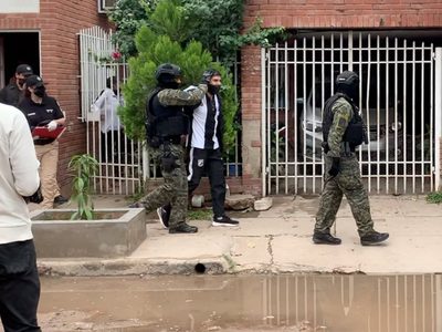 Arrestan a una banda que estafaba a beneficiarios de planes sociales