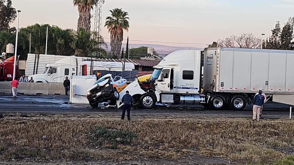El día inició con un accidente en el kilómetro 149+100 con dirección a la Ciudad de México