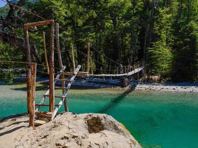 El Bolsón y su joya natural: así es la travesía al Cajón del Azul, el sendero más buscado del verano