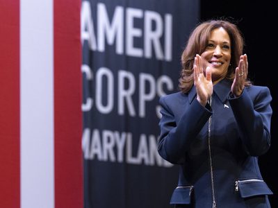 Kamala Harris pide a estudiantes "seguir luchando" luego de derrota ante Trump