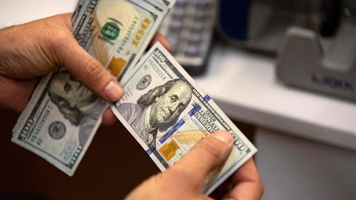 Los egresos de particulares superaron los USD 5.600 millones en un mes.