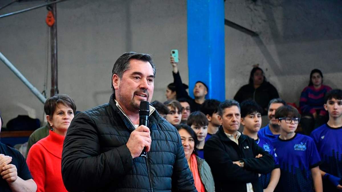 El intendente de Villa La Angostura, Javier Murer. Fuente: (Instagram)