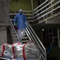 AMLO admite que la pandemia "todavía está haciendo estragos"