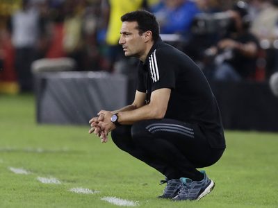 Malas noticias para Lionel Scaloni: la figura que fue desafectada de la Selección Argentina