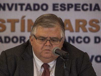 El reto de las autoridades es resolver el aumento de precios de insumos: Carstens