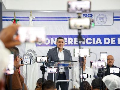 Fiscalía de Oaxaca desarticula red de robos a cuentahabientes liderada por operador de Banamex