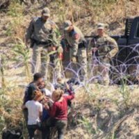 Cae red internacional de tráfico de migrantes; hay 19 detenidos en cuatro países incluido Ecuador