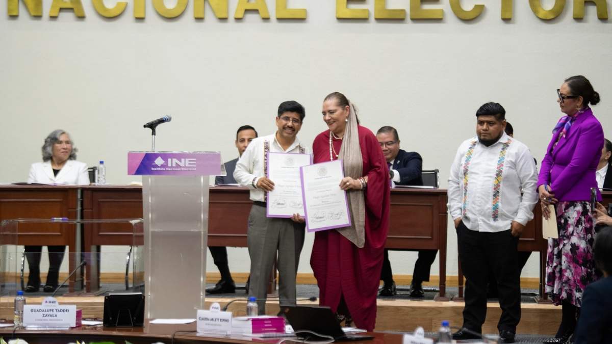 Entrega de constancias a ganadores de la elección judicial