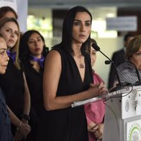 Senadoras exigen destituir a juez que absolvió a abusador sexual de una menor