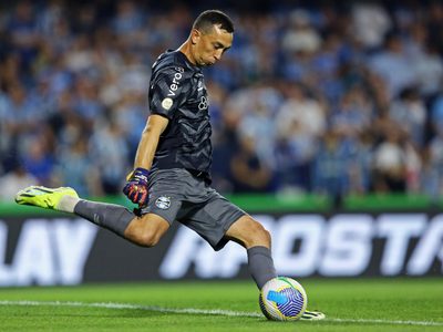 Gago tiene el séptimo: Boca confirmó la llegada de Agustín Marchesín