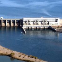 Legisladores de Neuquén avanzan en la ley para el cobro de un canon a las hidroeléctricas