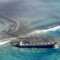 Desastre ambiental en la isla Mauricio por derrame de petróleo