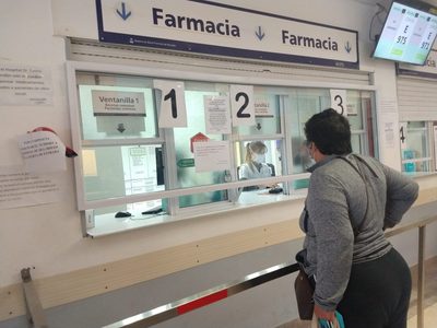 Entre la lotería y la angustia de conseguir medicamentos en los hospitales de Neuquén