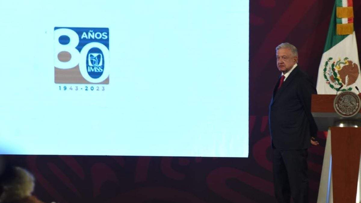Andrés Manuel López Obrador en la celebración del 80 aniversario del IMSS