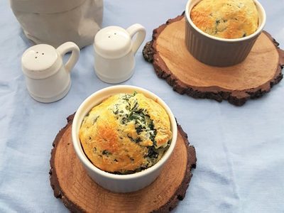 Soufflé de espinaca y queso: la receta ideal si te cuesta comer verduras, porque es una bomba de sabor