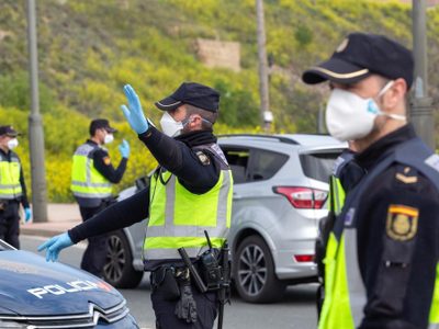 Regional V de Cipolletti: controlan la temperatura a todos los policías