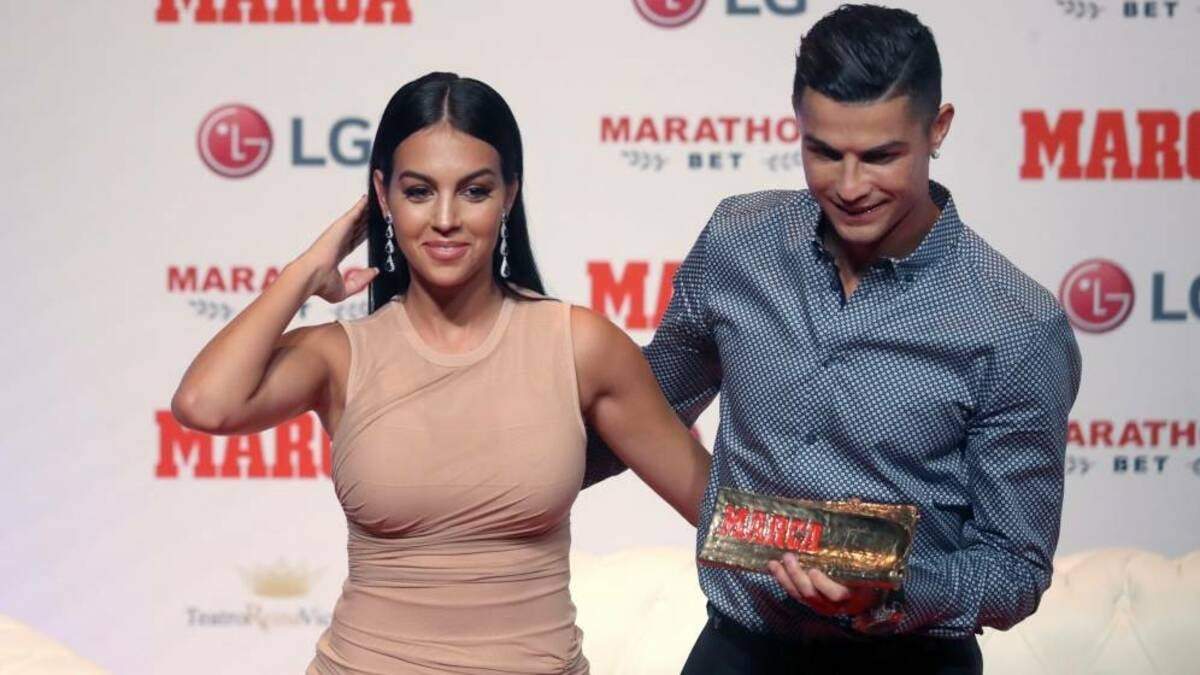 Georgina Rodríguez y Cristiano Ronaldo. Fuente: (Twitter).