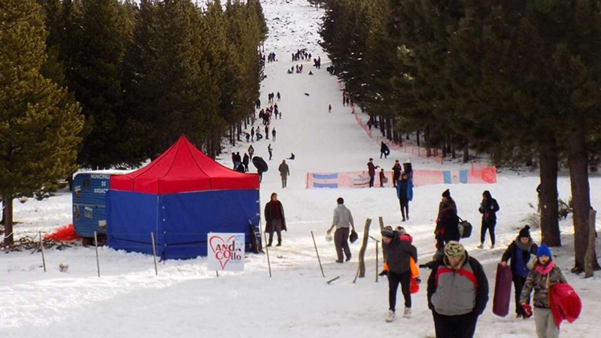 Parque de Nieve El Llano, Andacollo. Fuente: (Neuquén Informa)