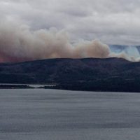 Un incendio en Tierra del Fuego toma dimensiones preocupantes