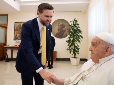 Trumpistas quieren un papa “lo suficientemente blando para controlarlo”: corresponsal en el Vaticano