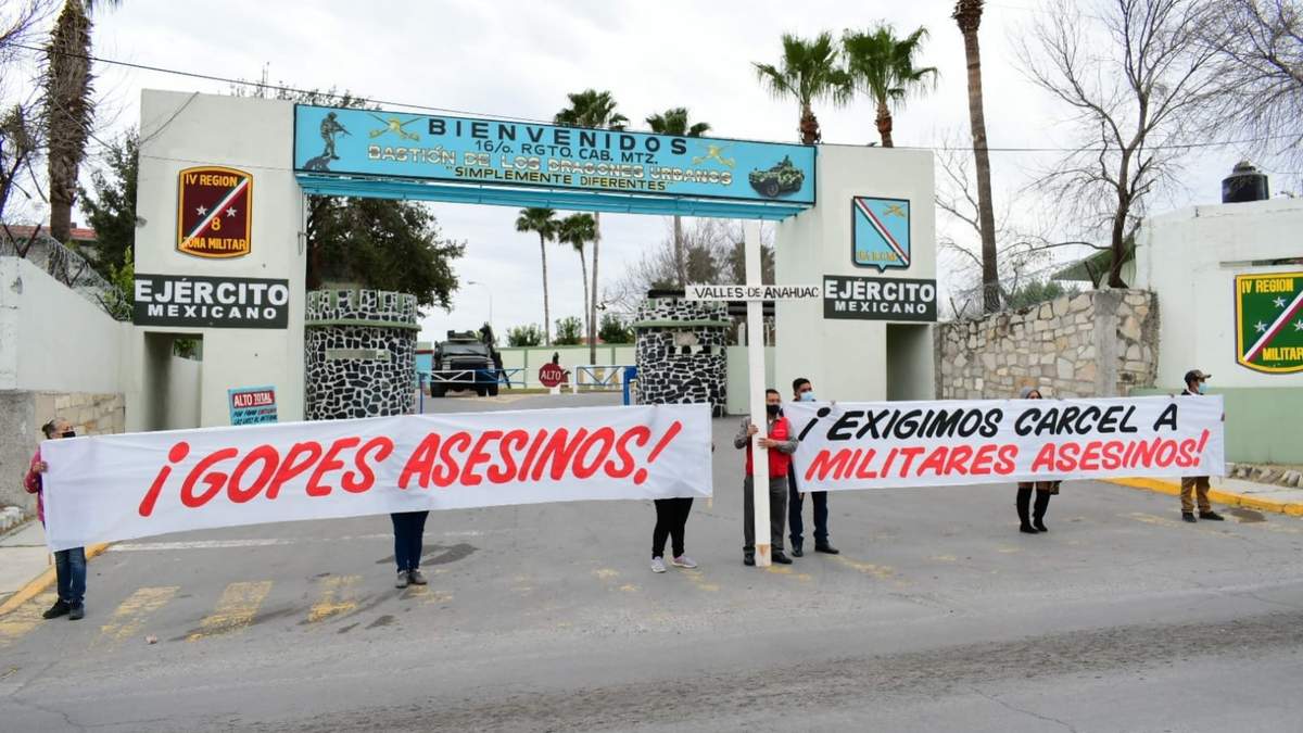 La protesta en el Cuartel Militar Macario Zamora