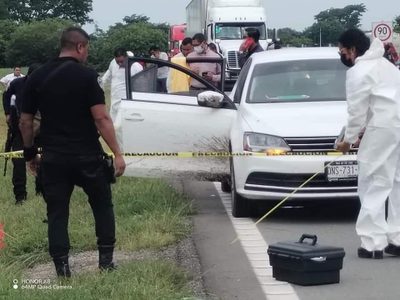 Hombre asesina a su mujer frente a su hijo y finge que fue un asalto, en Chiapas