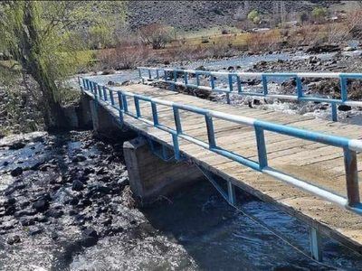 Varias personas permanecen aisladas en Guañacos por la crecida del río